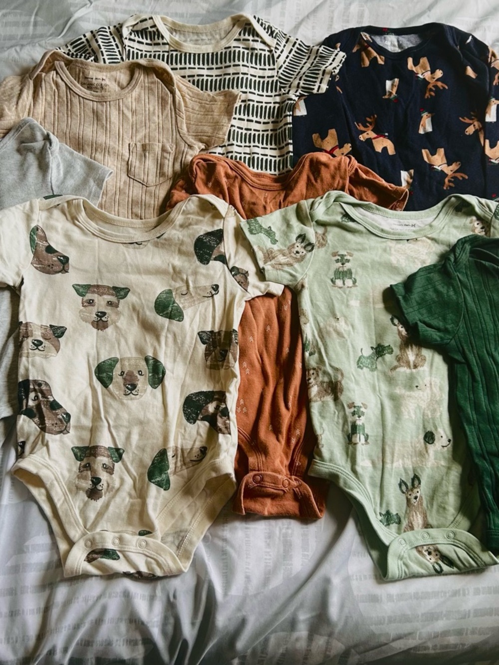 8 pcs 💚  Baby Onesie Bundle - Dog & Woodland Prints in Cream, Rust, Sage, Green